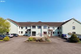 Lakes Nursing Home